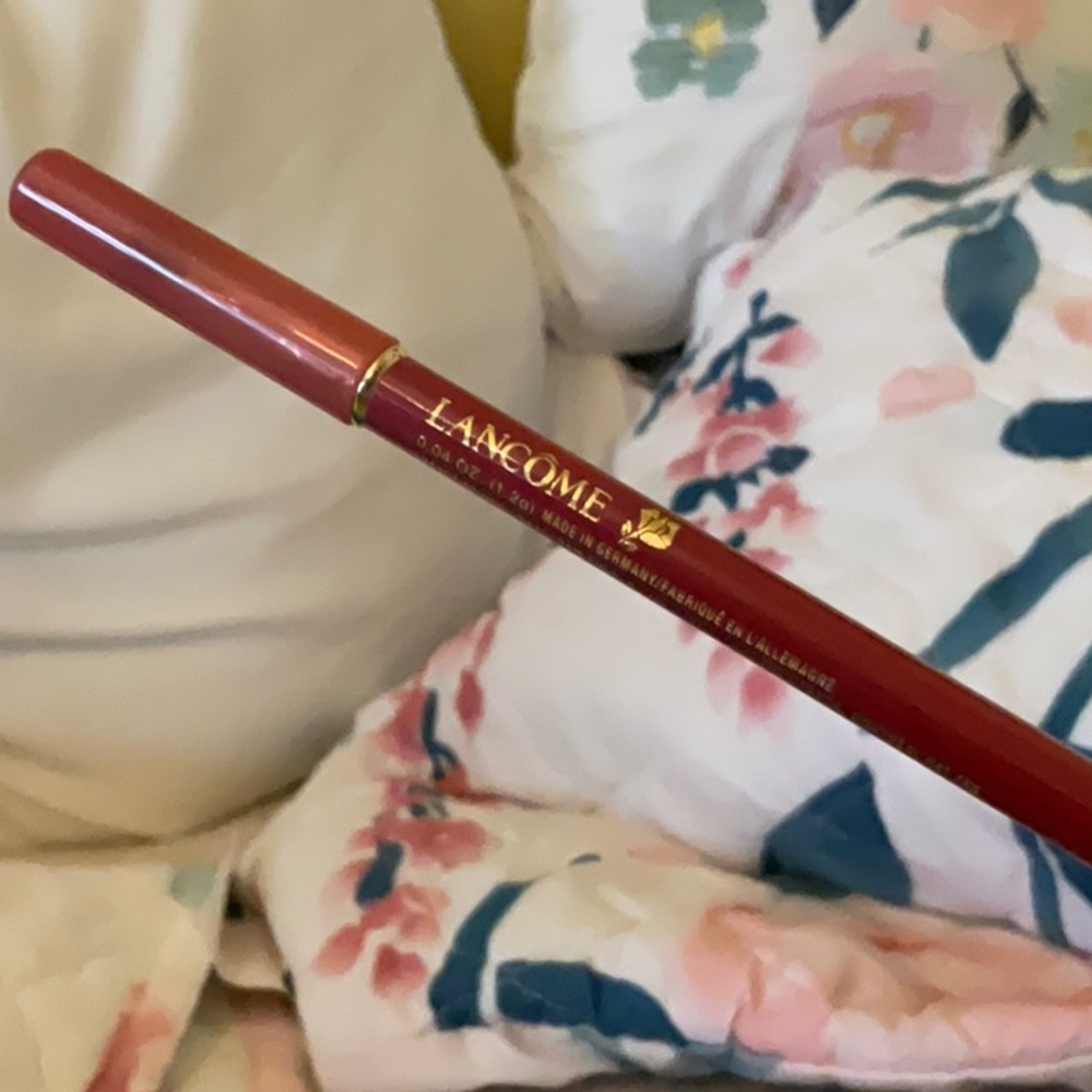 Lancome lip liner